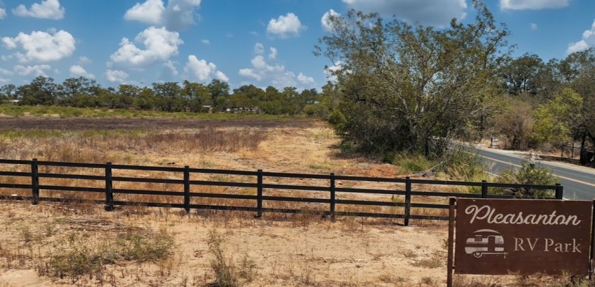 Destination RV Park situated between SeaWorld & Six Flags