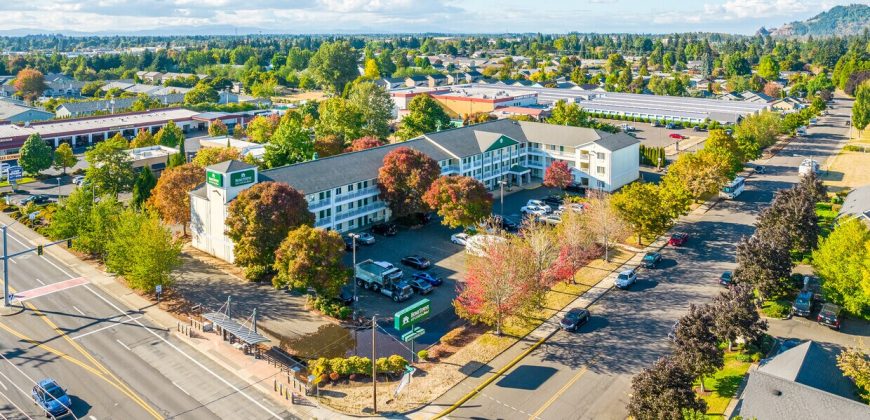 HomeTowne Studios Eugene-Springfield