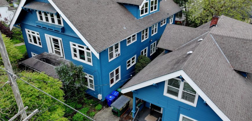 Desirable close-in NE Portland submarket – 11 units, strong in-place rents