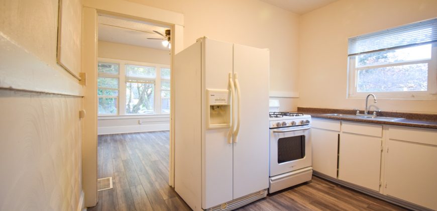 Desirable close-in NE Portland submarket – 11 units, strong in-place rents