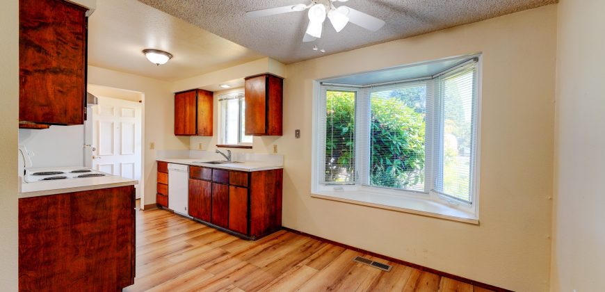 8 unit investment opportunity in a low-density residential setting in East Portland
