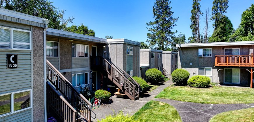33 units in Milwaukie, OR (Clackamas County)