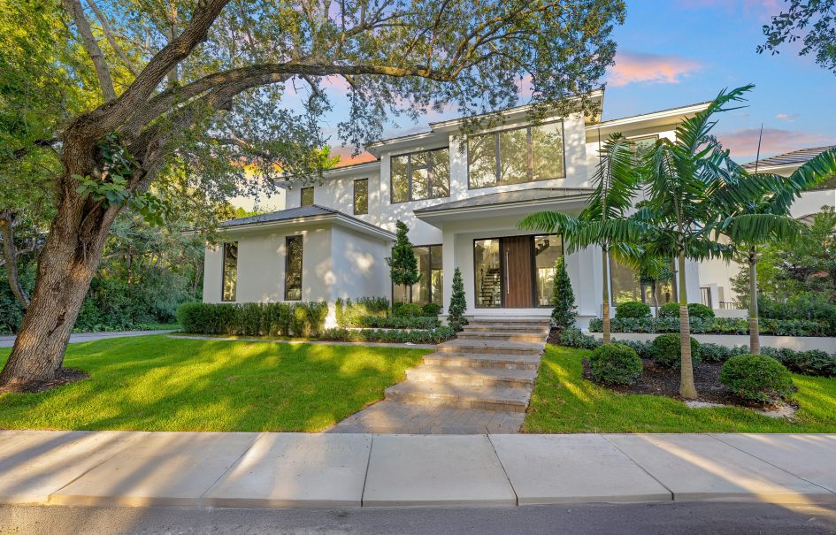 Casa Tesoro | The Treasure of Rio Vista Fort Lauderdale