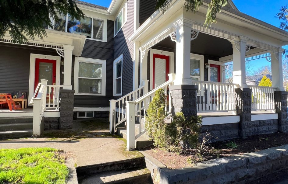 Tri-plex near University of Portland – Fully Leased with Development Potential