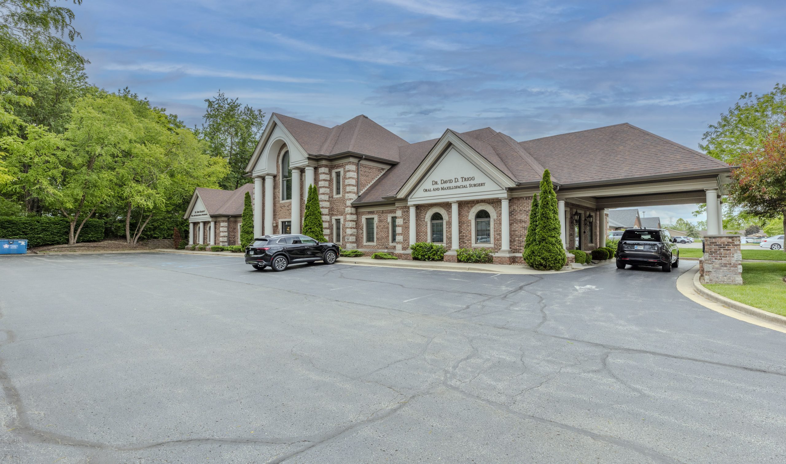 385 Meridian Parke Lane – Greenwood, IN