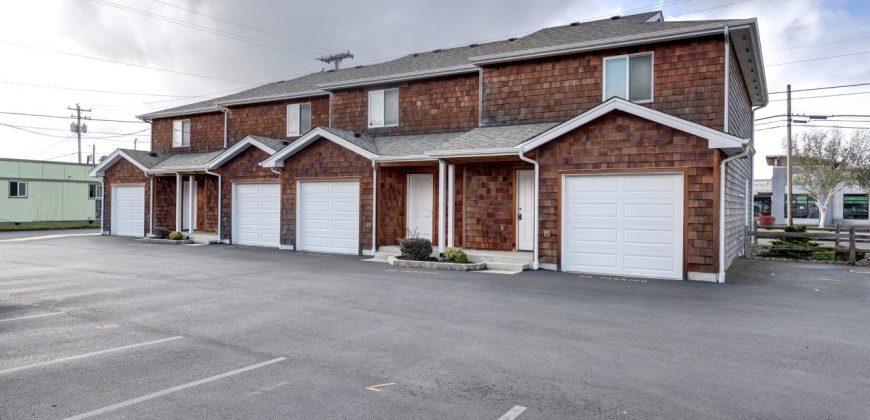 Seaside Oregon 8 Plex