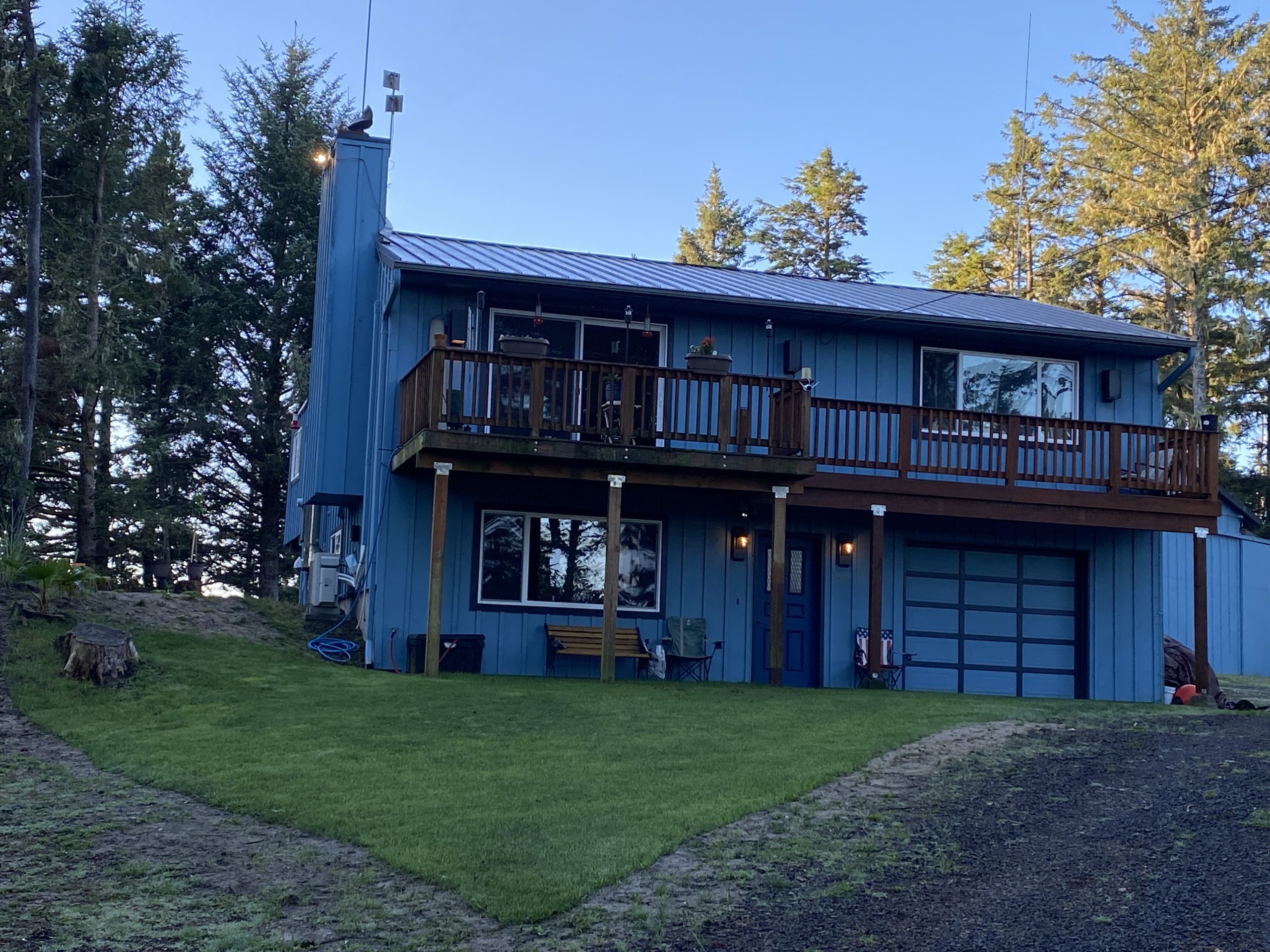 Ocean view, 1/2 acre house and 3000 sqft shop