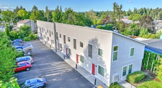 Newer Vintage (2017) Washington County, townhouse style units