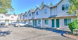 11 units in SE Portland – Spacious townhome-style floorplans, 2003 construction