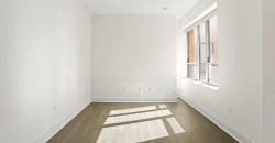 NINE52 #324 – Hell’s Kitchen Studio Condominium | $630,000