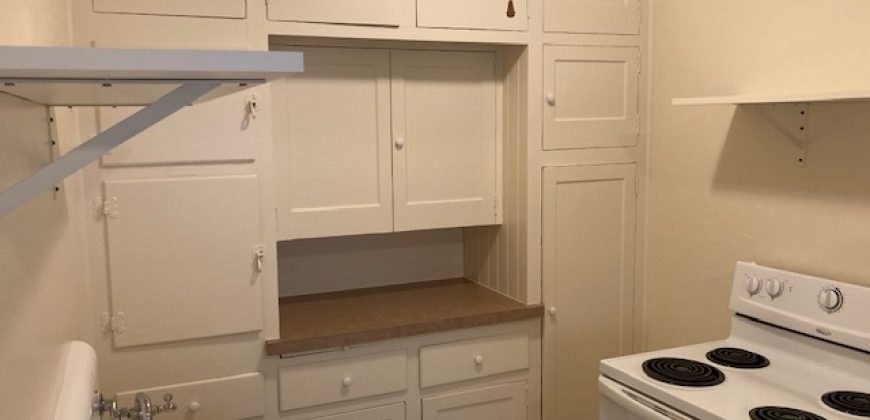 Burgess Apartments – 15 units in NW Portland, OR